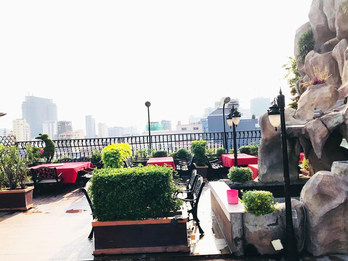 Hotel Luxury World 프놈펜 외부 사진