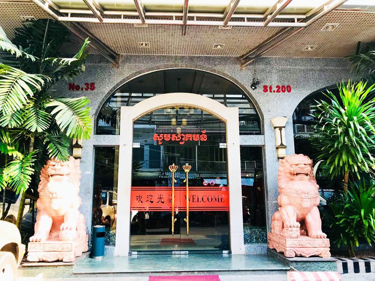 Hotel Luxury World 프놈펜 외부 사진